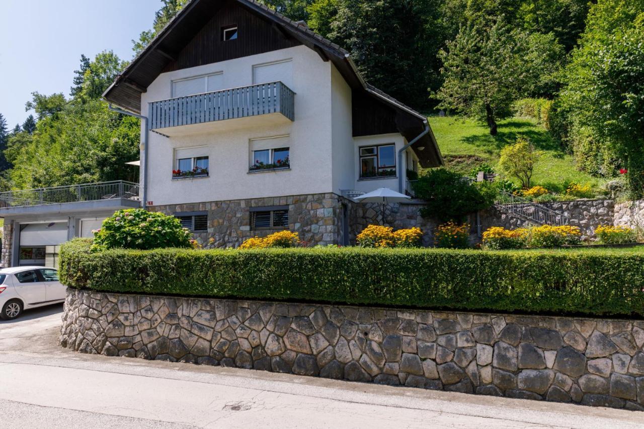Apartment Mavrica Bled, Quiet Location, With A View Of The Lake Bagian luar foto