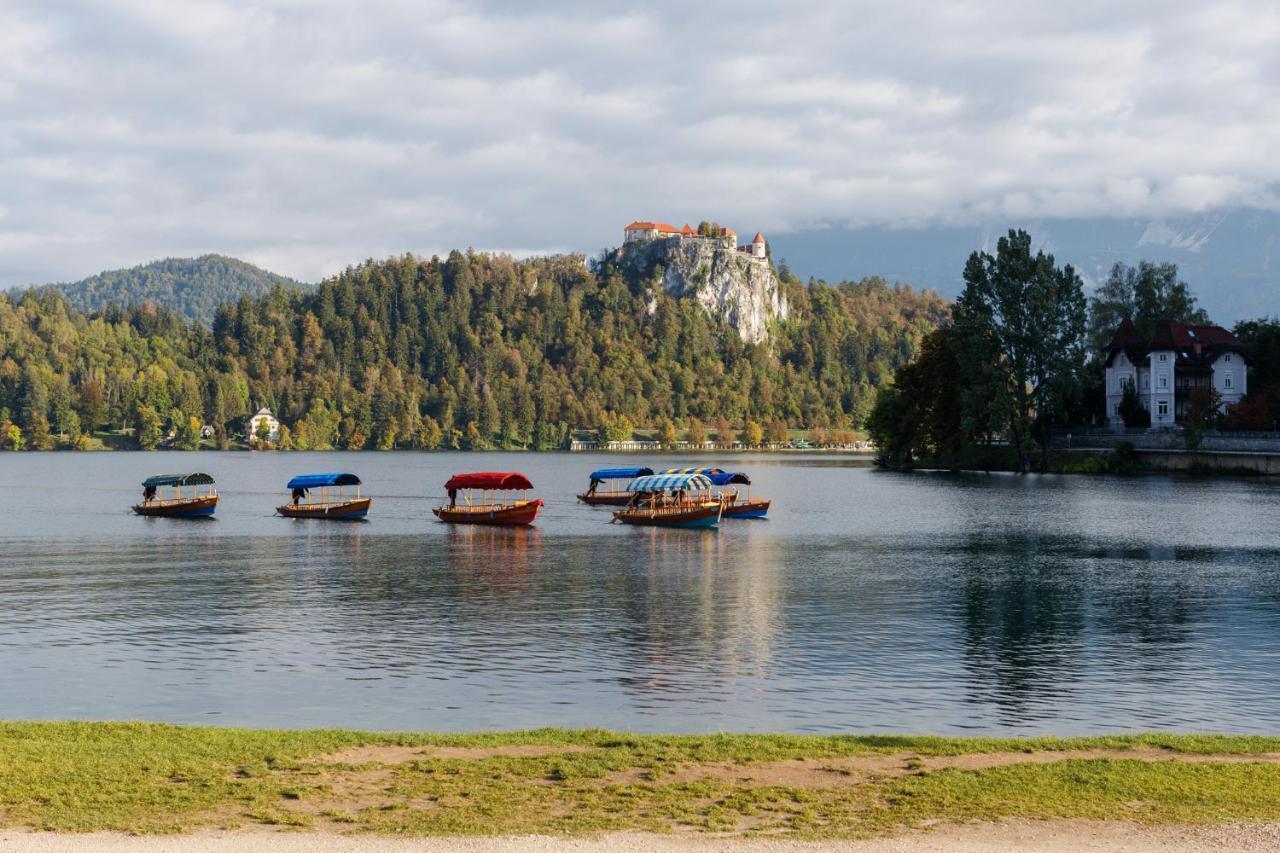 Apartment Mavrica Bled, Quiet Location, With A View Of The Lake Bagian luar foto