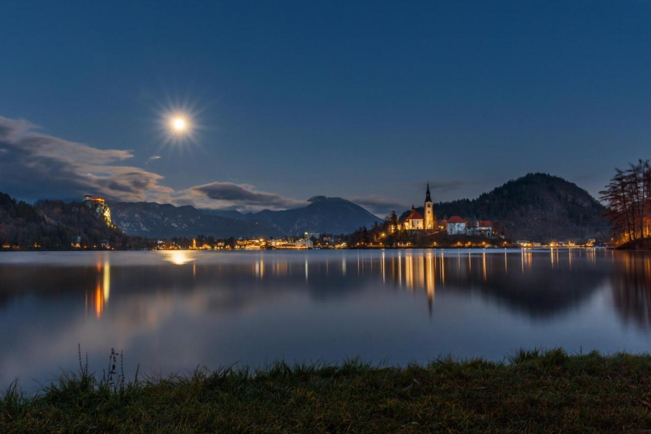 Apartment Mavrica Bled, Quiet Location, With A View Of The Lake Bagian luar foto