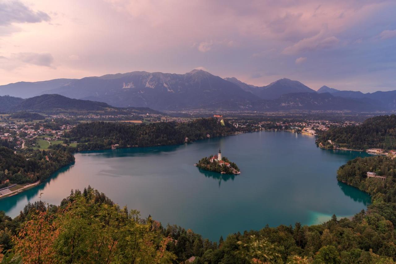 Apartment Mavrica Bled, Quiet Location, With A View Of The Lake Bagian luar foto