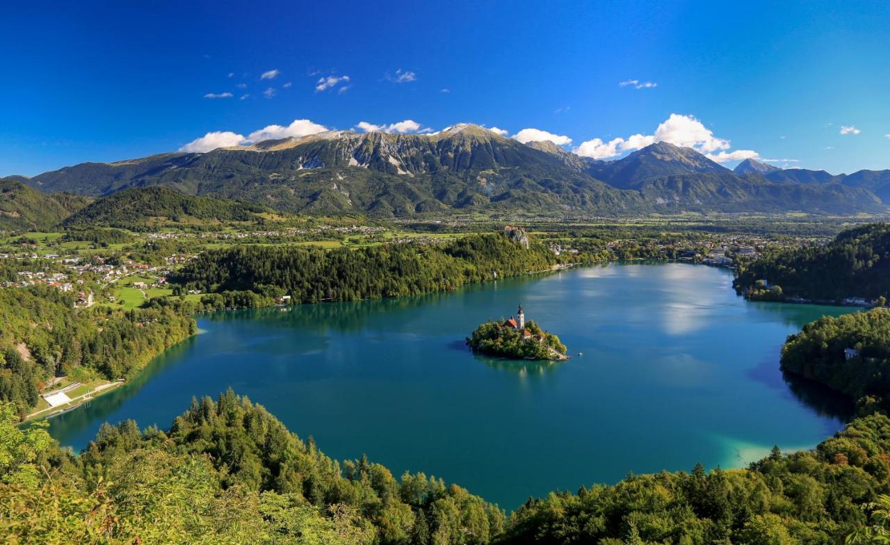 Apartment Mavrica Bled, Quiet Location, With A View Of The Lake Bagian luar foto