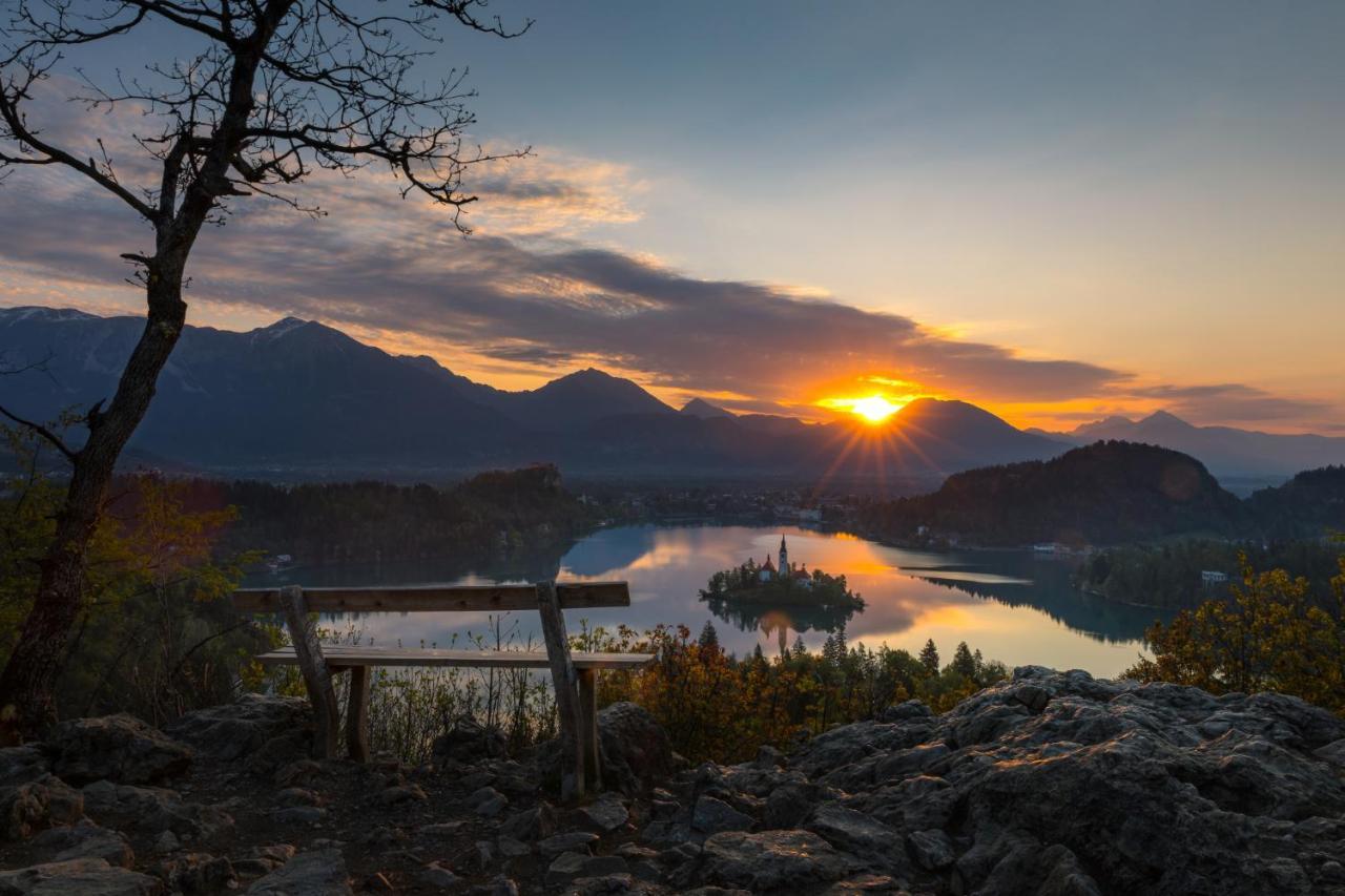 Apartment Mavrica Bled, Quiet Location, With A View Of The Lake Bagian luar foto